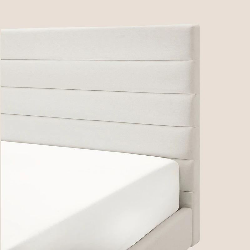 Silk & Snow Horizontal Tufted Bed