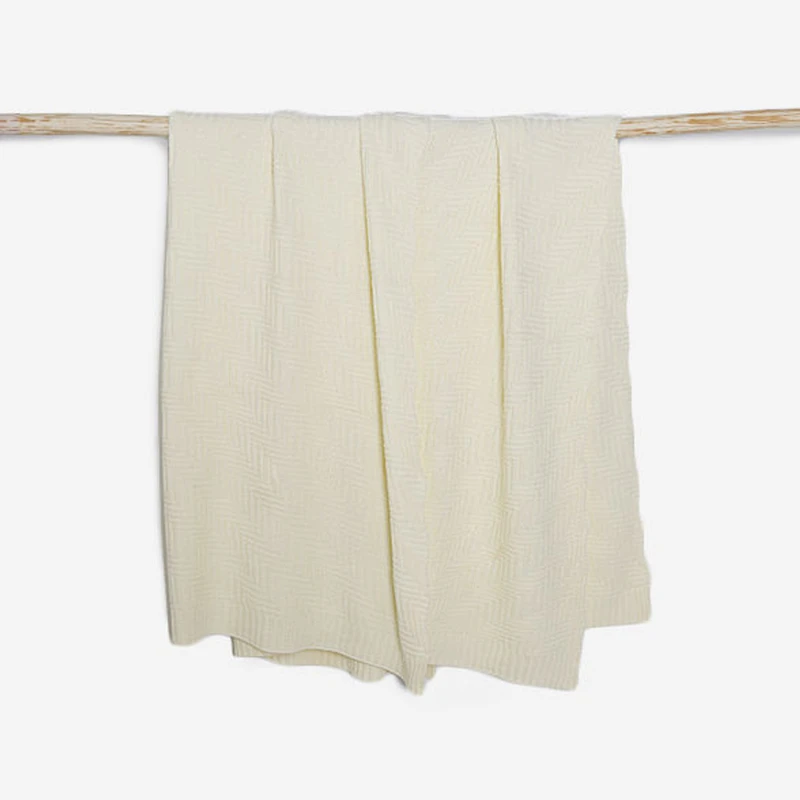 PÜR Palomino Chevron Patterned Throw