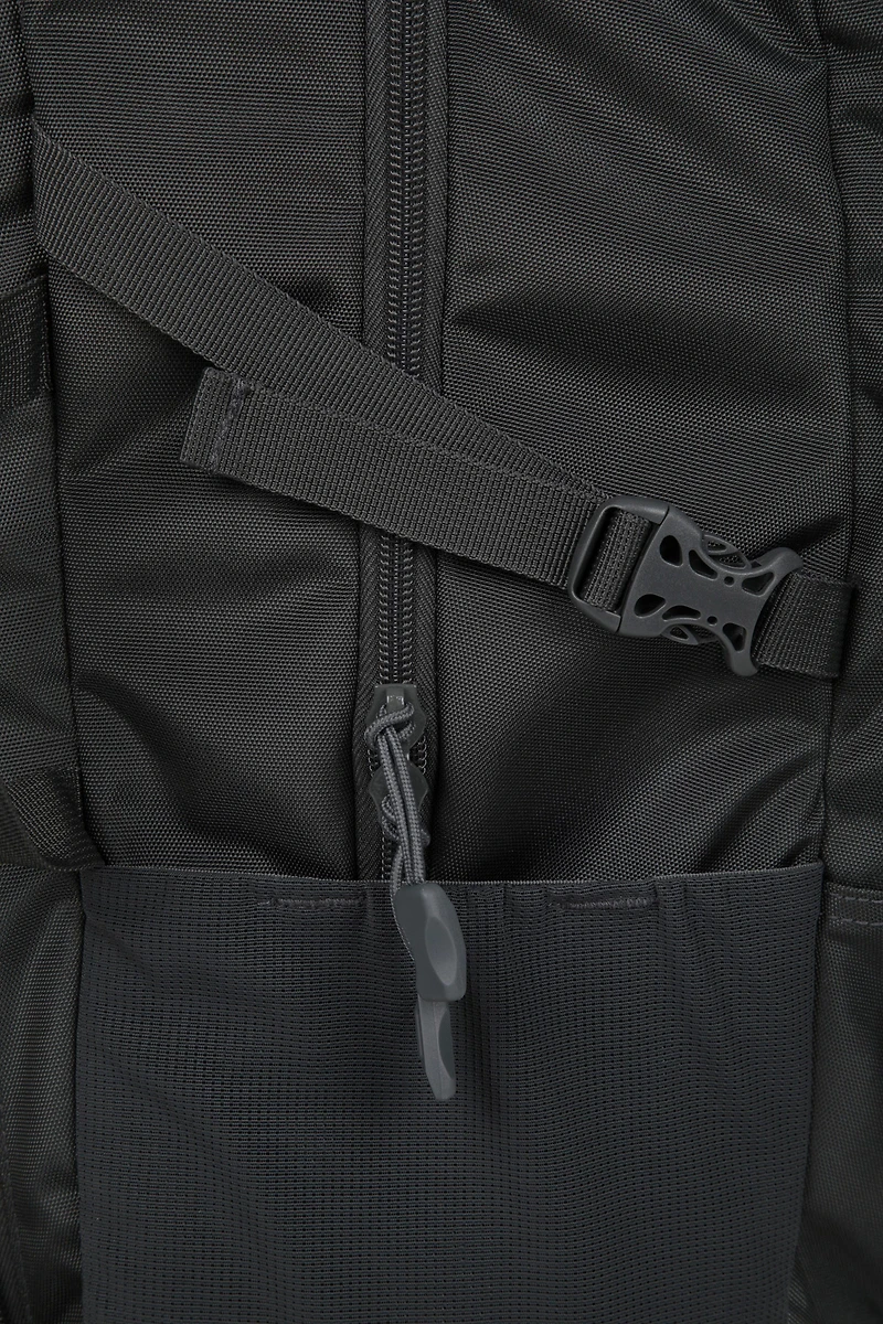 Vic Global 40L Backpack