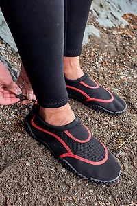 Bermuda Mens Adjustable Aqua Shoes
