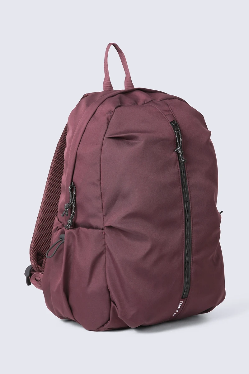 Front Zip Backpack 17L