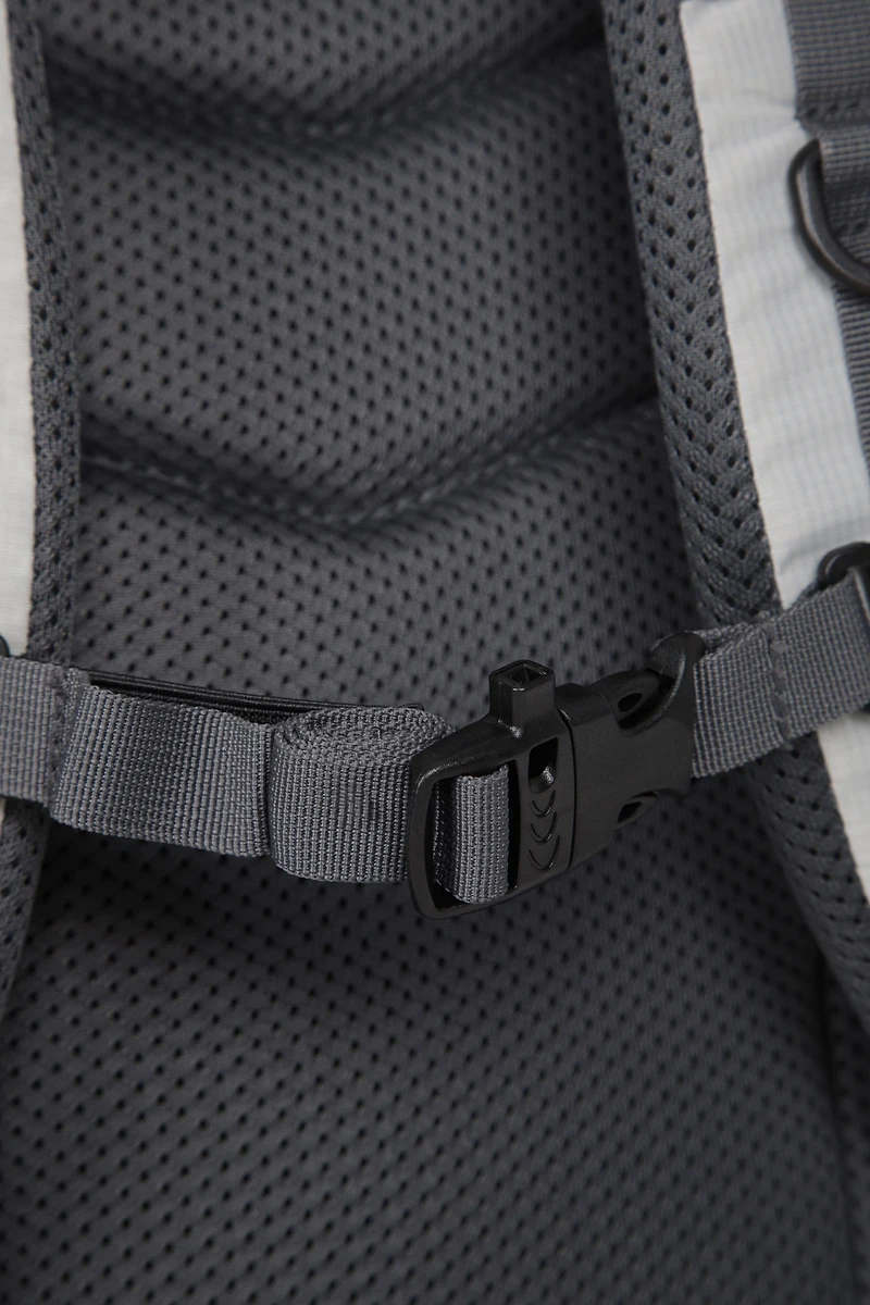 EMS Camp 30L Backpack
