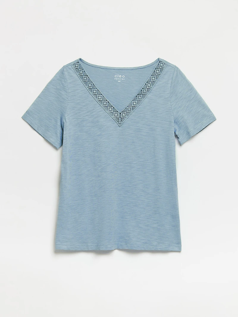 Short Sleeve Blue Crochet V-Neck T-Shirt