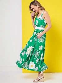 Woven Maxi Dress with Belt in Kelly Green