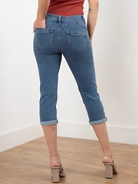Lilly Light Wash Jean Capris