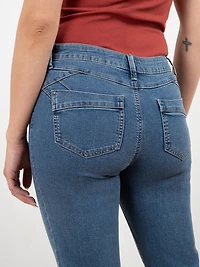 Lilly Light Wash Jean Capris