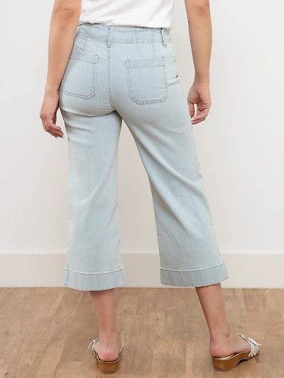 Petite Haylie Wide Crop Jeans in Light White Stripe