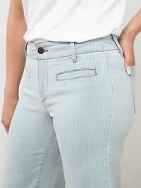Petite Haylie Wide Crop Jeans in Light White Stripe