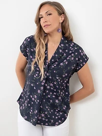 Relaxed Back Button Blouse in Navy/Floral