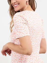 Short Sleeve Knit Gathered T-Shirt in Coral Animal