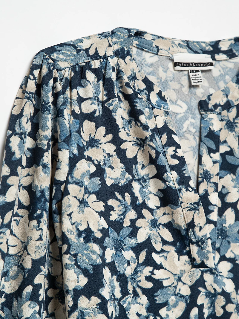 Long Sleeve Blue Crepe Knit Top by Jules & Leopold