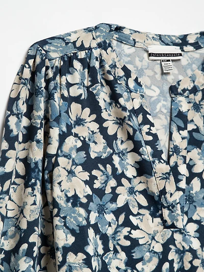 Long Sleeve Blue Crepe Knit Top by Jules & Leopold