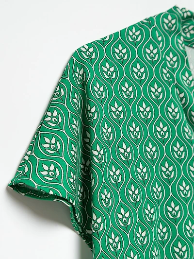 Petite Short Sleeve Stretch Crepe Top by Jules & Leopold