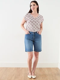 Knit Shoulder Trim T-Shirt in Ivory Abstract