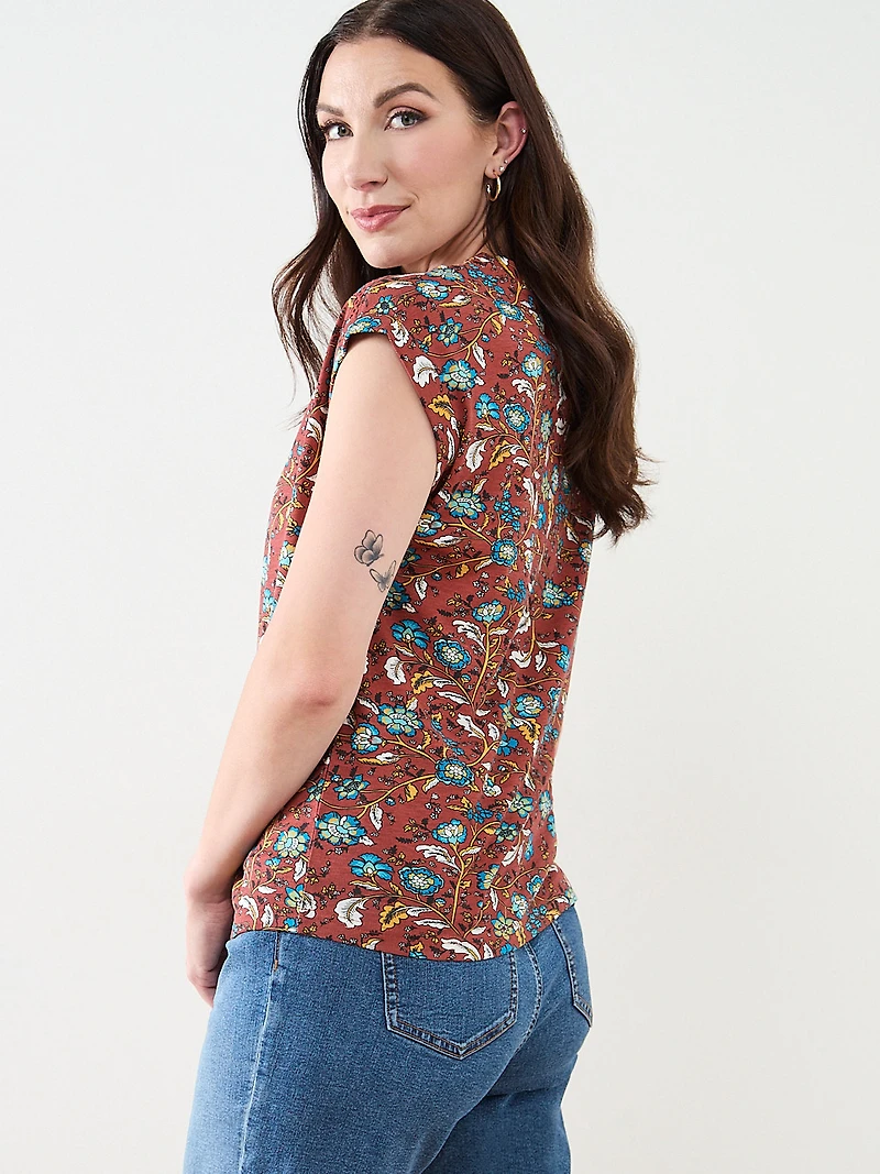 Knit Shoulder Trim T-Shirt in Solid Terracotta