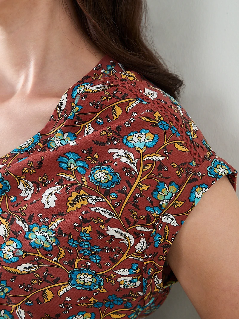 Knit Shoulder Trim T-Shirt in Solid Terracotta