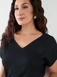Petite Short Sleeve Textured Relaxed Fit Top