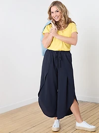 Petite Tulip Leg Pant in Crepe 4000009588