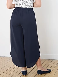Petite Tulip Leg Pant in Crepe 4000009588