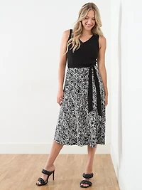 Sleeveless Fit & Flare Dress in Palm Print