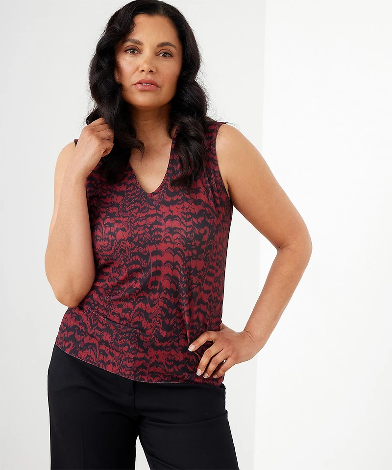 Sleeveless Stretch Crepe V-Neck Layering Top
