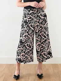 Wide Leg Pleated Crop Pant