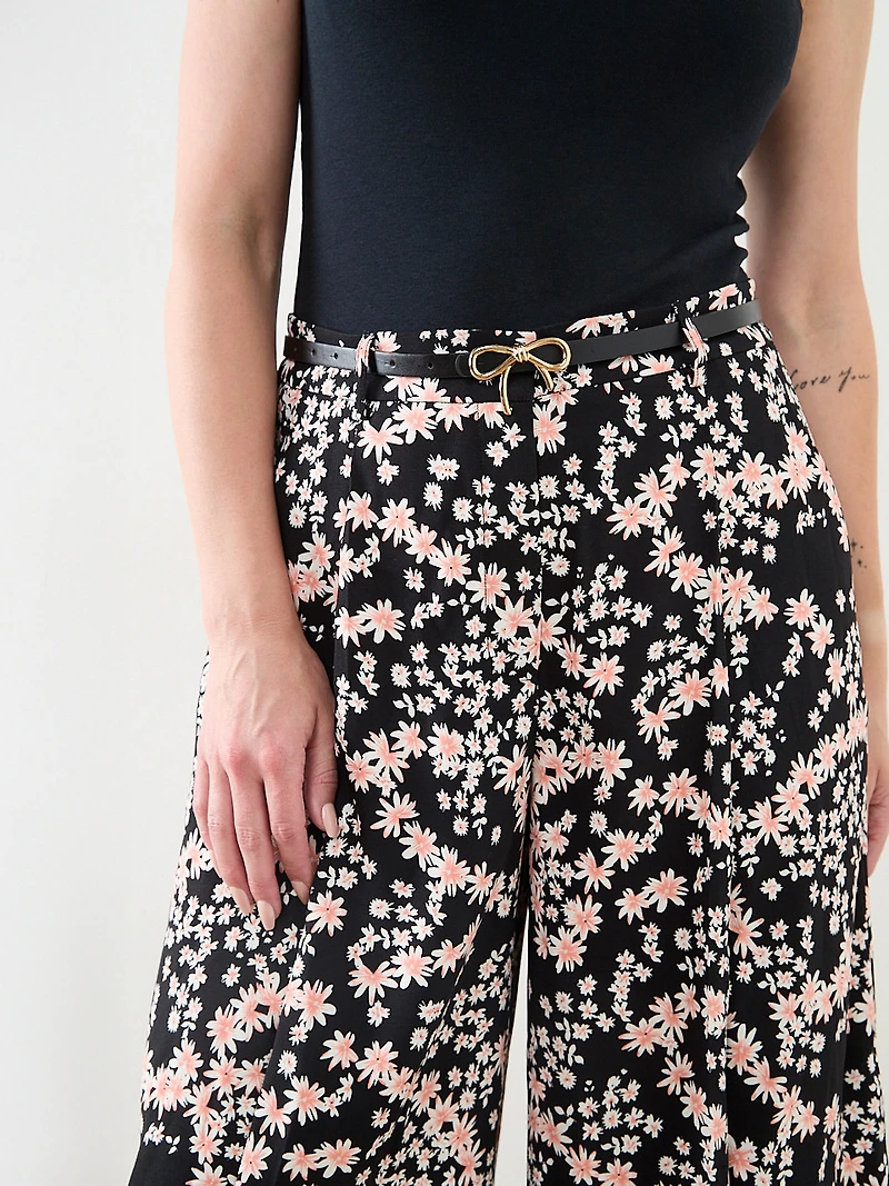 Wide Leg Pleated Crop Pant