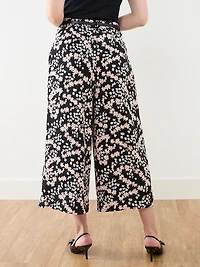 Wide Leg Pleated Crop Pant