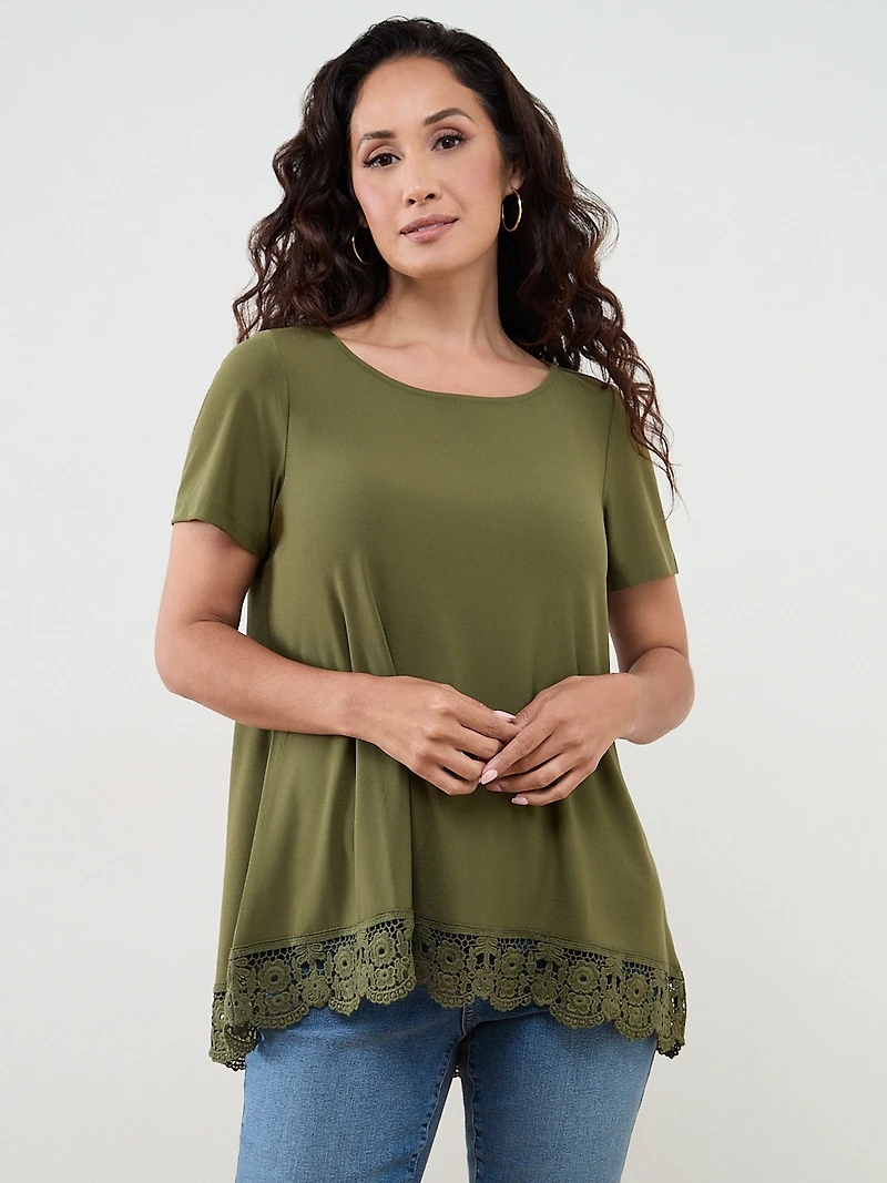 Petite Short Sleeve Crochet Trim Top in Moss