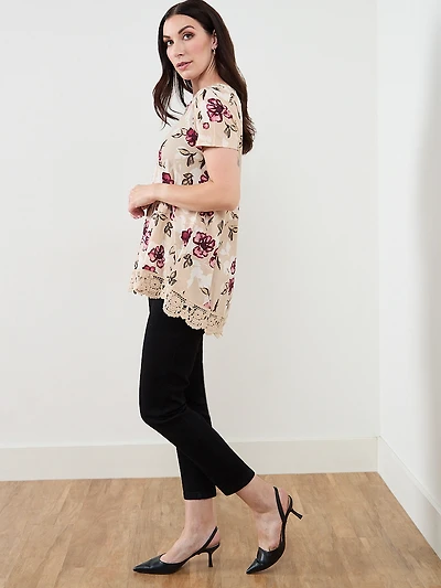 Short Sleeve Lipstick Floral Crochet Trim Top