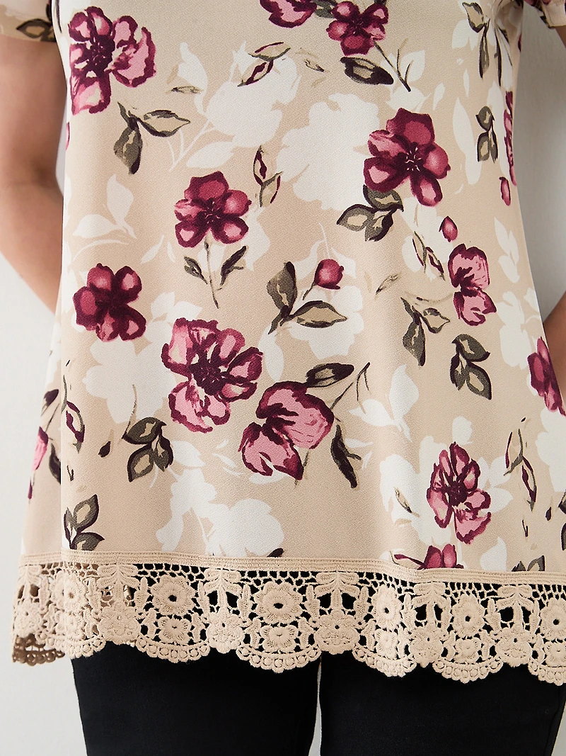 Short Sleeve Lipstick Floral Crochet Trim Top