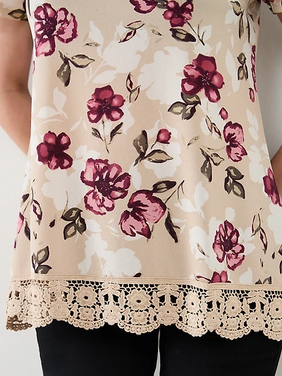 Short Sleeve Lipstick Floral Crochet Trim Top