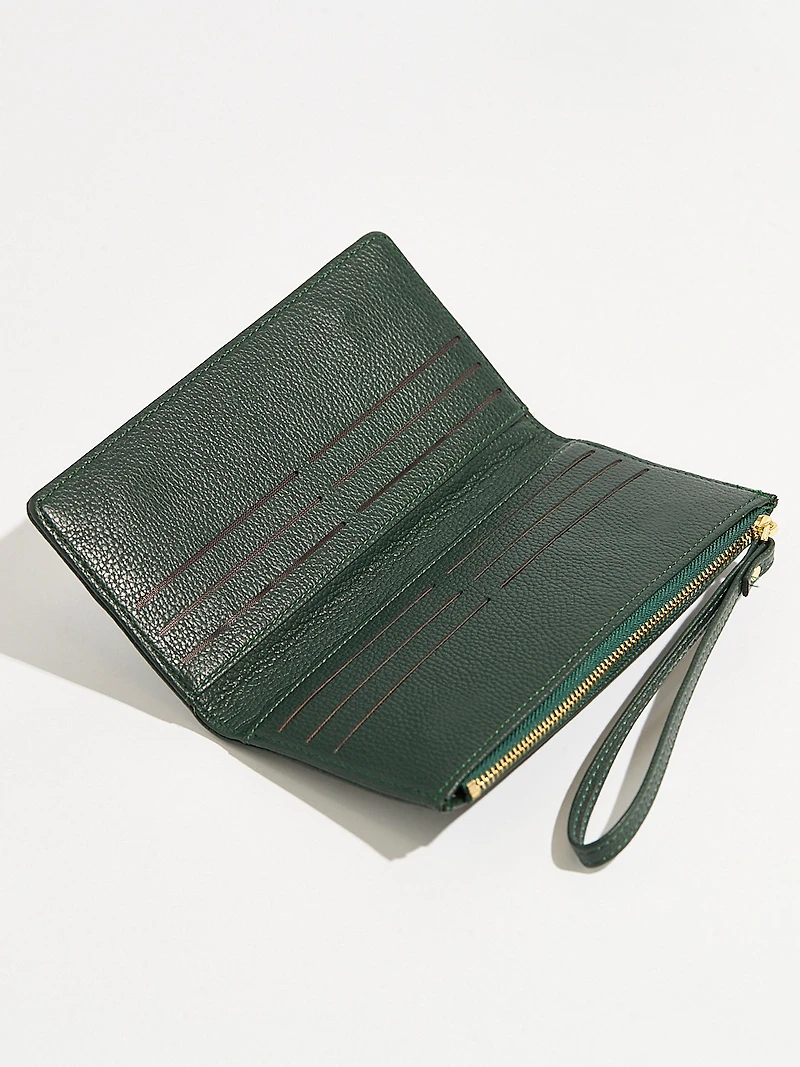Emerald Faux Leather Wristlet