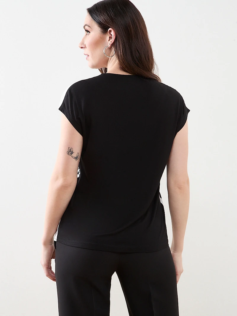 V-Neck Border Print Blouse