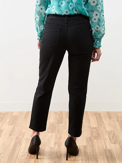 Lilly Coloured Ankle Jean in Black