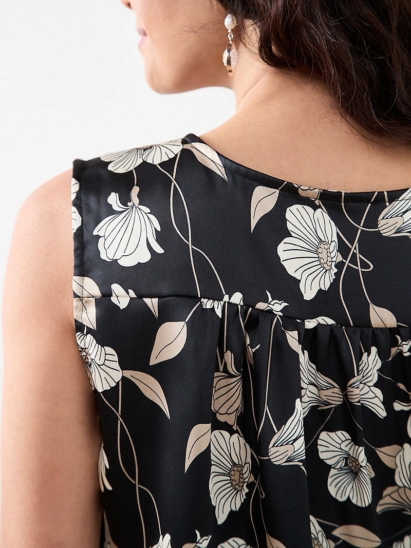 Petite Sleeveless V-Neck Button Front Blouse