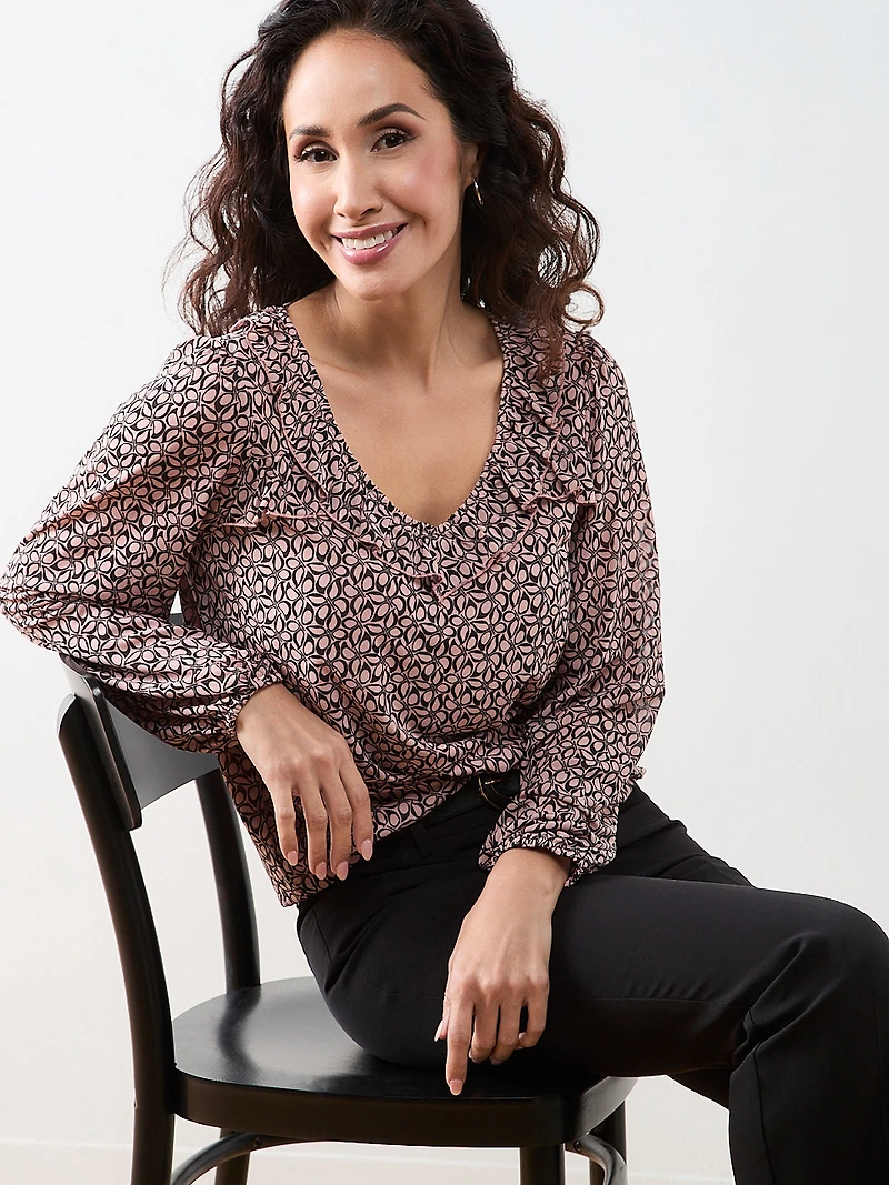 Petite V-Neck Ruffle Bubble Hem Top