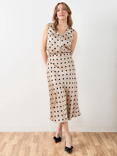 Sleeveless V-Neck Button Front Blouse