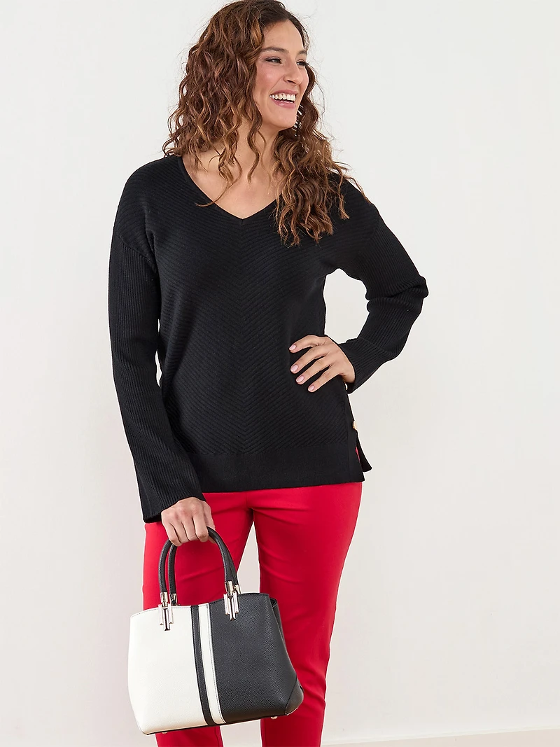 Chevron Tunic Pullover Sweater in Black