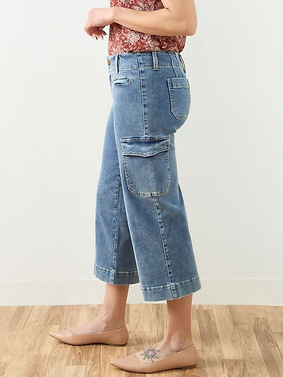 Haylie Cargo Cropped Denim Jean in Vintage Wash
