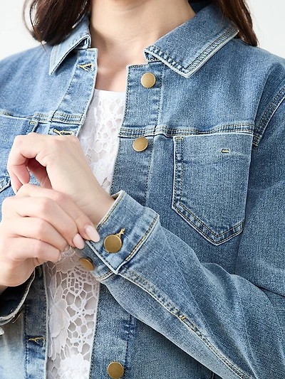 Cropped Denim Jacket in Vintage Wash