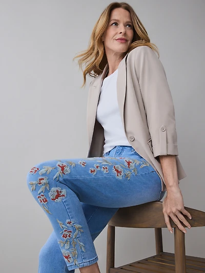 Lilly Embroidered Floral Ankle Denim Jean in Light Wash