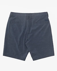 Crossfine Mid Submersible 19"