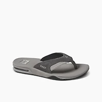 Fanning Thong Sandals