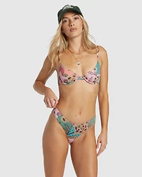 Visions Of Paradise- Under Top