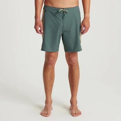 Passage 17" Classc Boardshorts