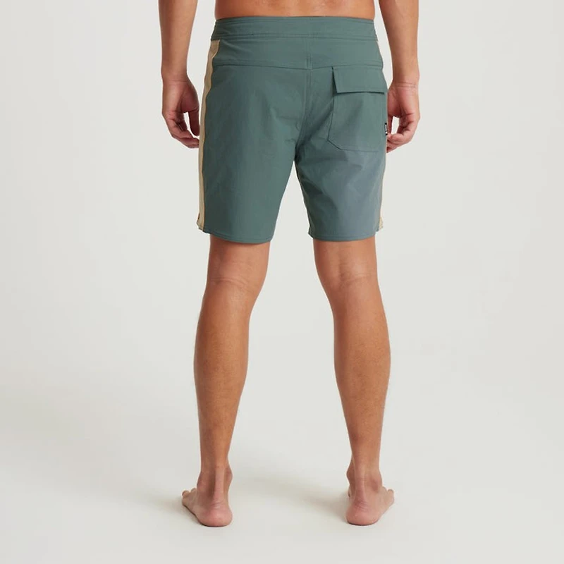 Passage 17" Classc Boardshorts