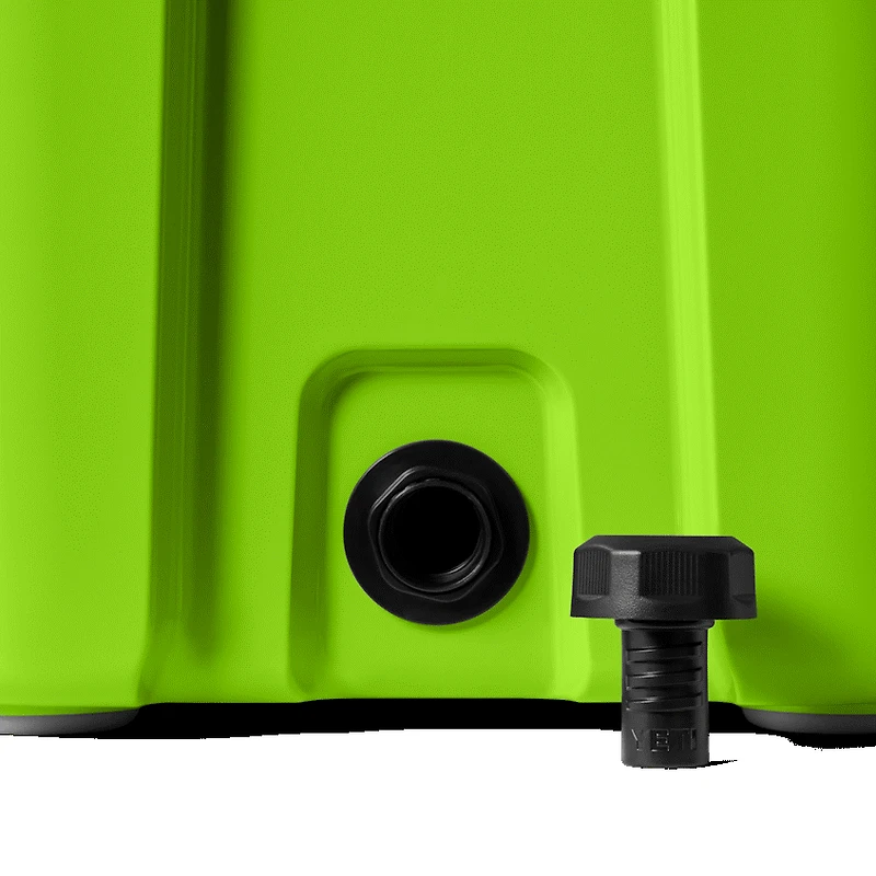 Roadie 24 Hard Cooler- Venom