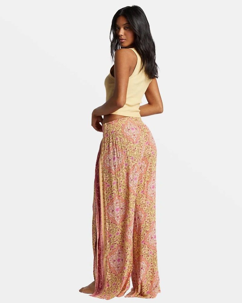 Split Spirit Pant