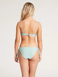 Simply Seamless V Neck Top